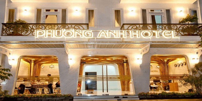 Bảng Hiệu Khách Sạn
